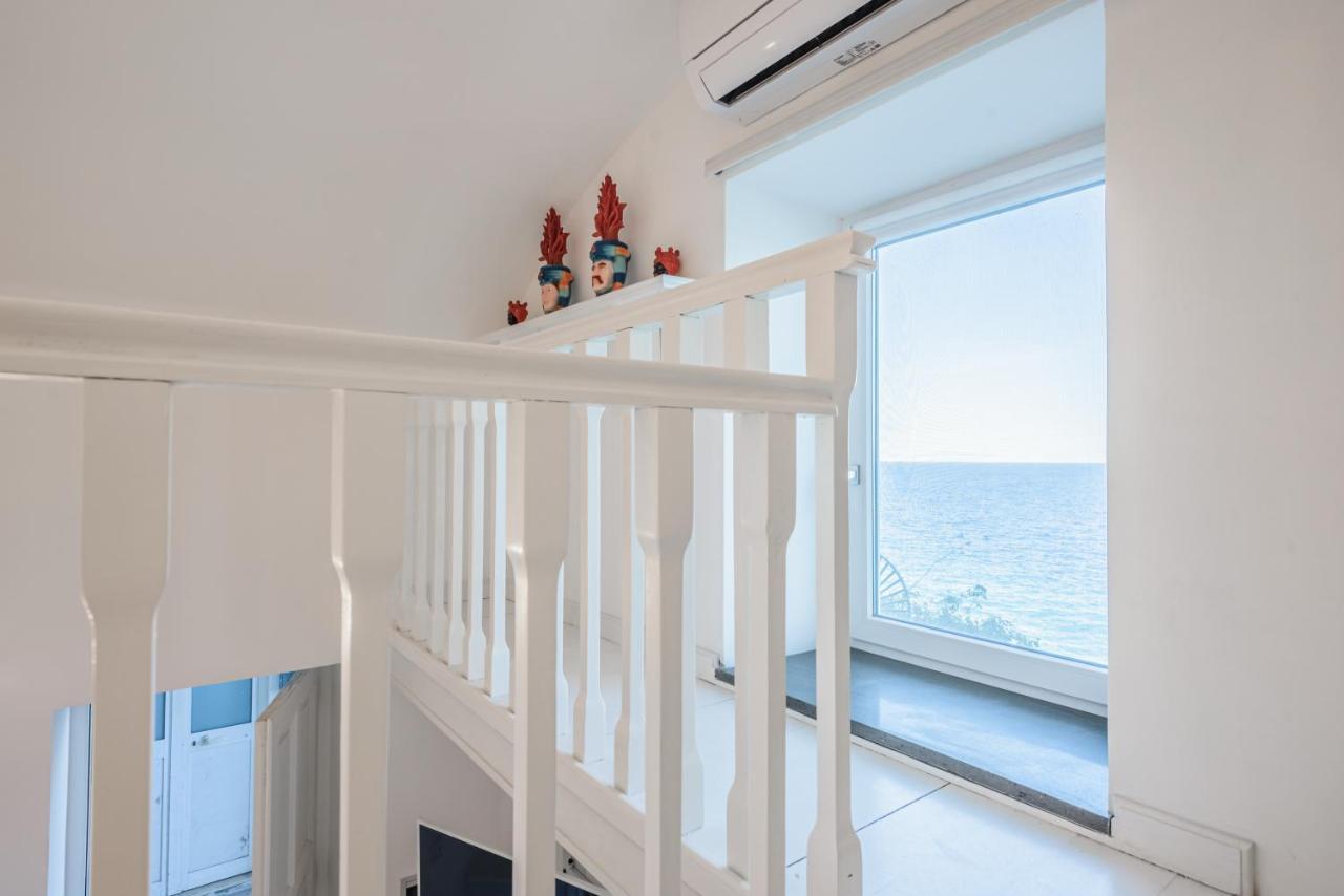 A Fenestella Caprese - Vista Mare Apartment Capri Bagian luar foto